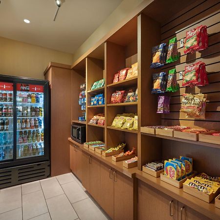 Hilton Indianapolis Hotel & Suites Экстерьер фото