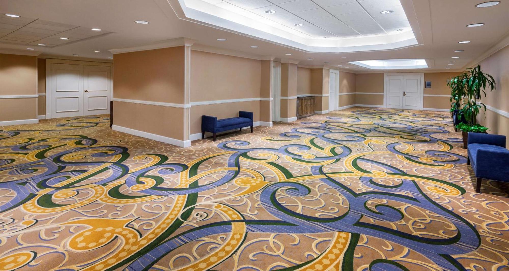 Hilton Indianapolis Hotel & Suites Экстерьер фото