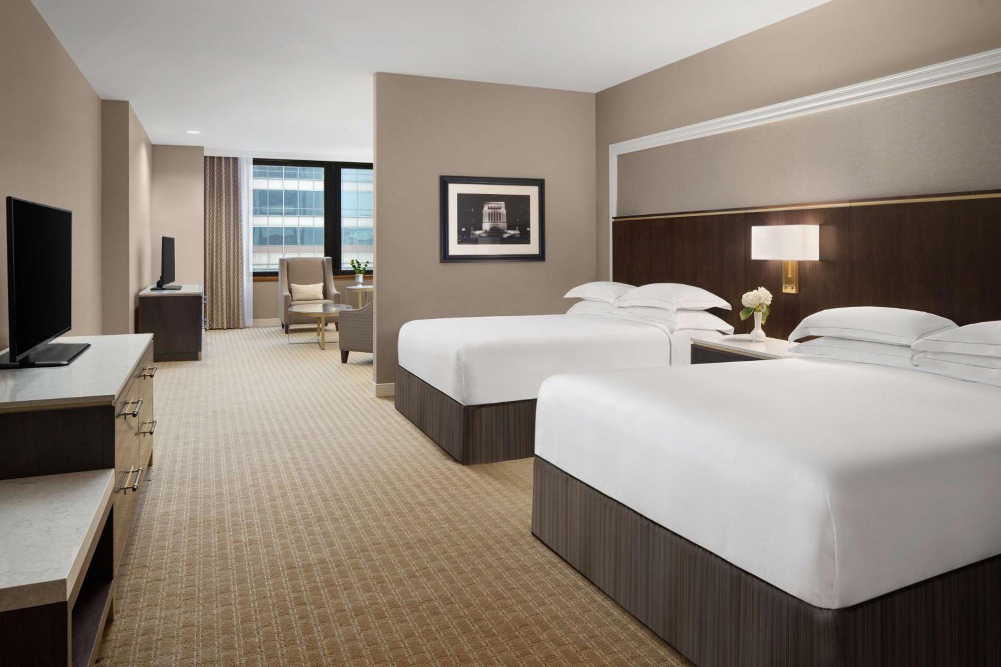Hilton Indianapolis Hotel & Suites Экстерьер фото