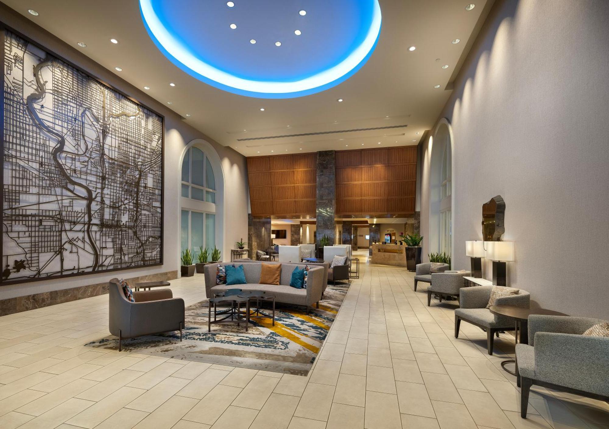 Hilton Indianapolis Hotel & Suites Экстерьер фото